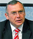Bild zu Interview mit Dr. Alfred Gusenbauer